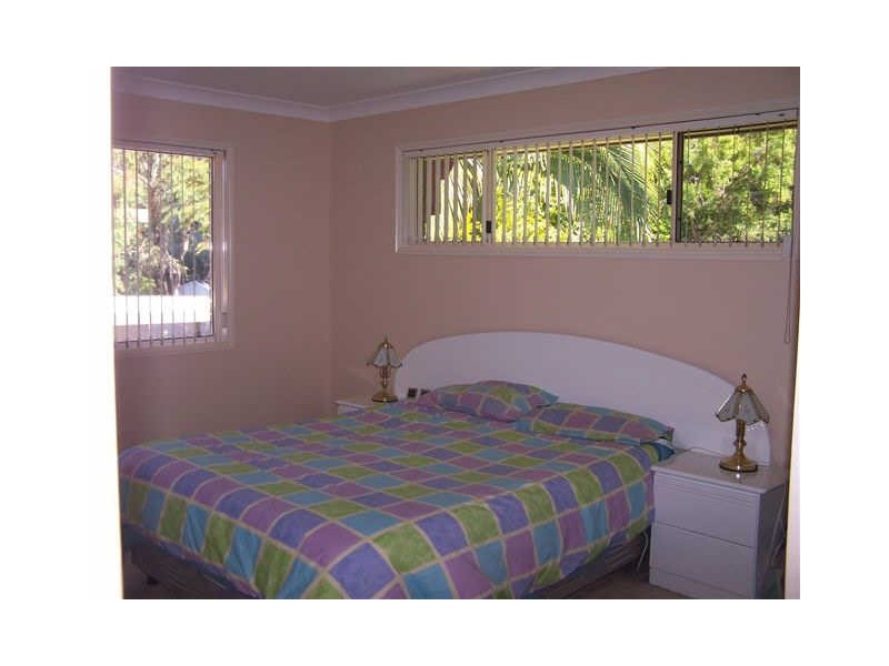 3 Pullen Street, Coochiemudlo Island QLD 4184