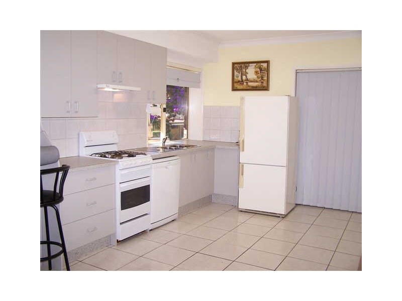3 Pullen Street, Coochiemudlo Island QLD 4184
