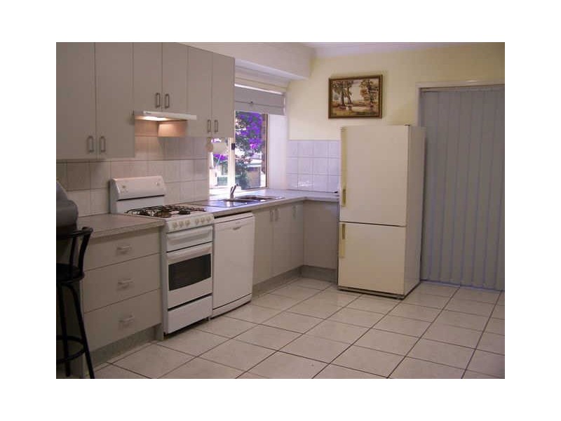 3 Pullen Street, Coochiemudlo Island QLD 4184
