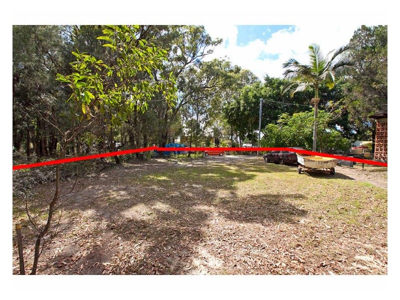 1 Cypress Street, Coochiemudlo Island QLD 4184