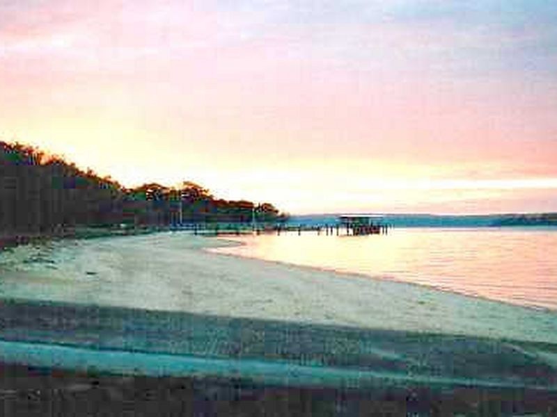 4 Dawn, Coochiemudlo Island QLD 4184