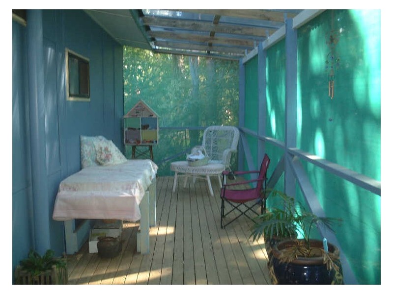 10 Ross Street, Coochiemudlo Island QLD 4184