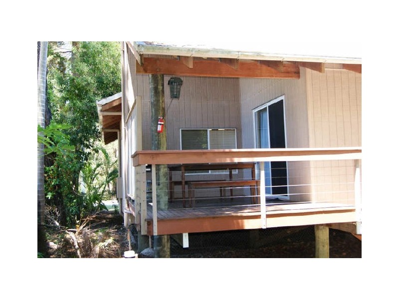 9 Innes Street, Coochiemudlo Island QLD 4184