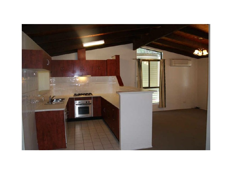 37 Shirley, Coochiemudlo Island QLD 4184