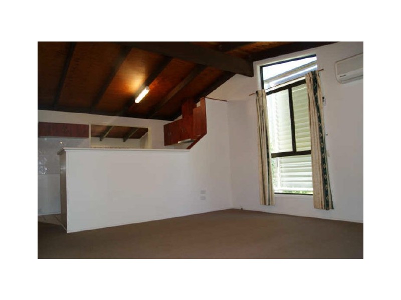 37 Shirley, Coochiemudlo Island QLD 4184