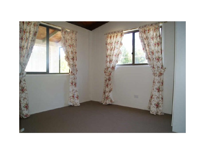 37 Shirley, Coochiemudlo Island QLD 4184