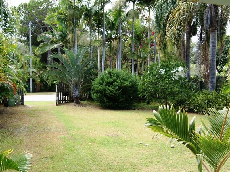 16 Orange Grove Street, Coochiemudlo Island QLD 4184