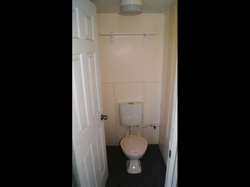 16 Orange Grove Street, Coochiemudlo Island QLD 4184