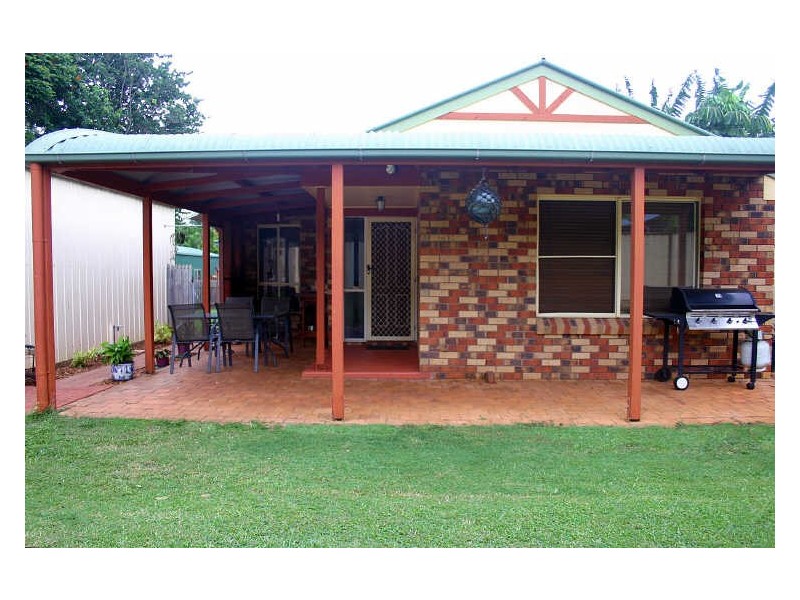 8 Marroo, Coochiemudlo Island QLD 4184