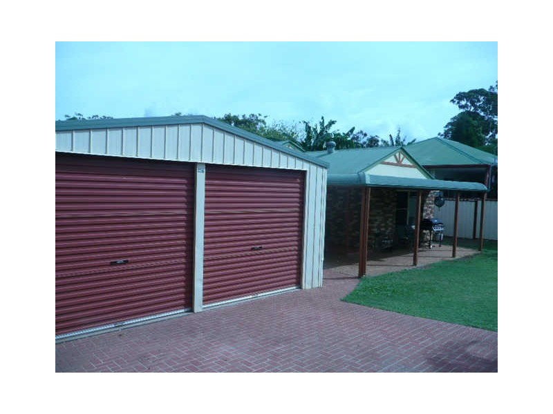 8 Marroo, Coochiemudlo Island QLD 4184