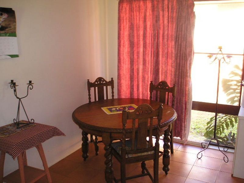 24 Kingfisher Street, Coochiemudlo Island QLD 4184