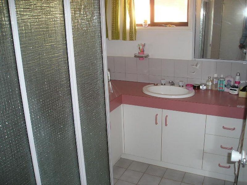 24 Kingfisher Street, Coochiemudlo Island QLD 4184