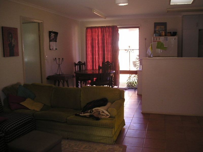 24 Kingfisher Street, Coochiemudlo Island QLD 4184