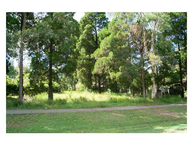 19 Elizabeth St, Coochiemudlo Island QLD 4184