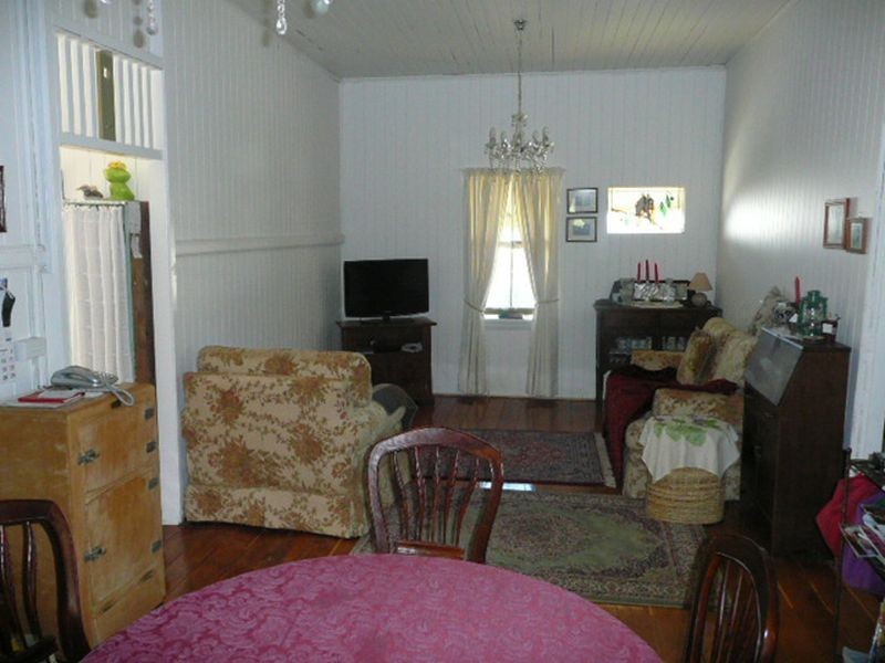 5 Carefree, Coochiemudlo Island QLD 4184