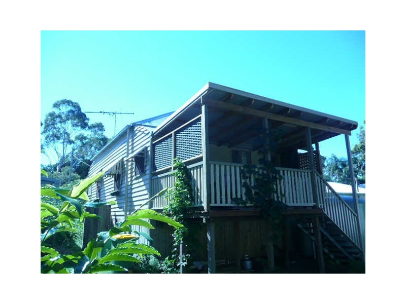 5 Carefree, Coochiemudlo Island QLD 4184