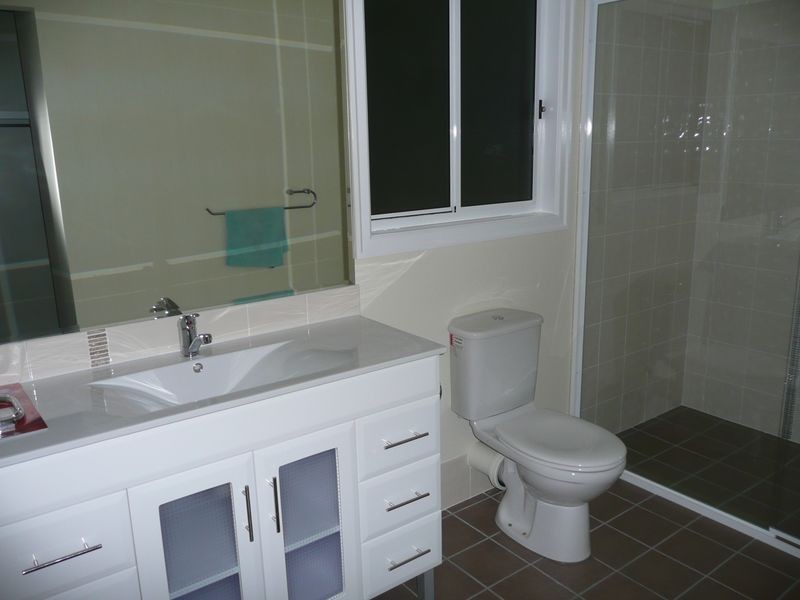 9 Phillips Street, Coochiemudlo Island QLD 4184