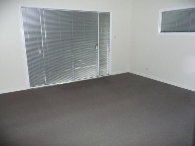 9 Phillips Street, Coochiemudlo Island QLD 4184