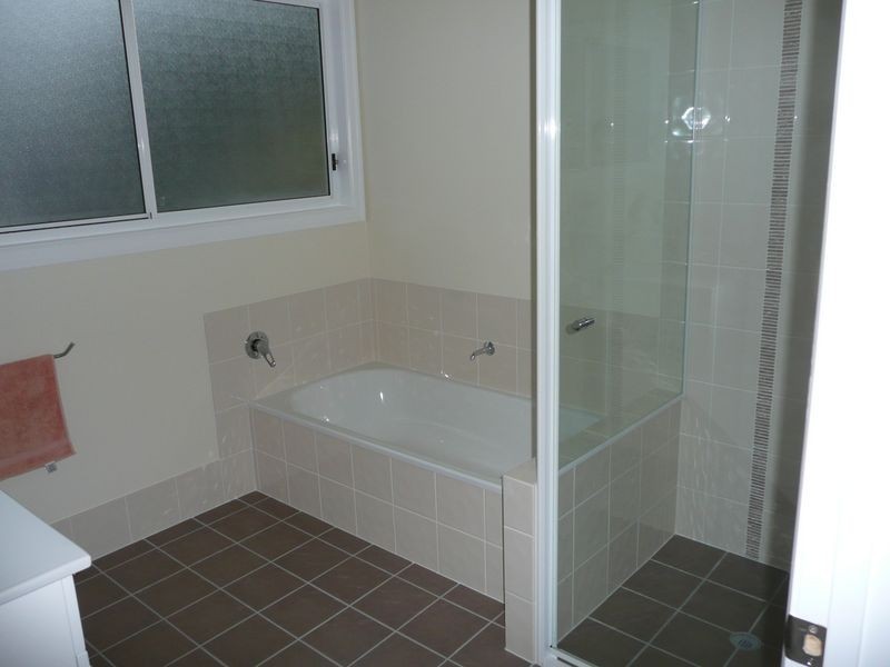 9 Phillips Street, Coochiemudlo Island QLD 4184