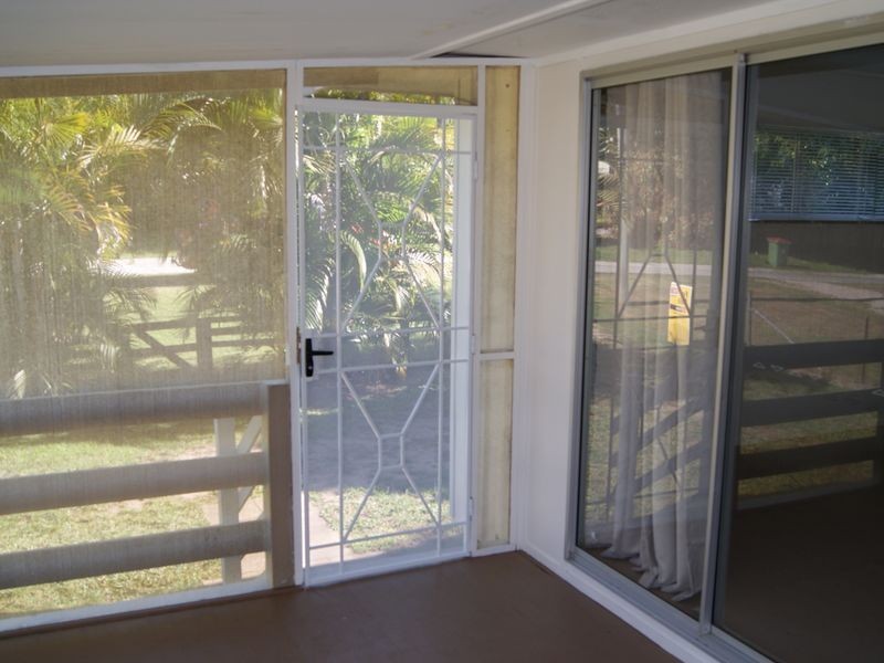 5 Orange Grove, Coochiemudlo Island QLD 4184