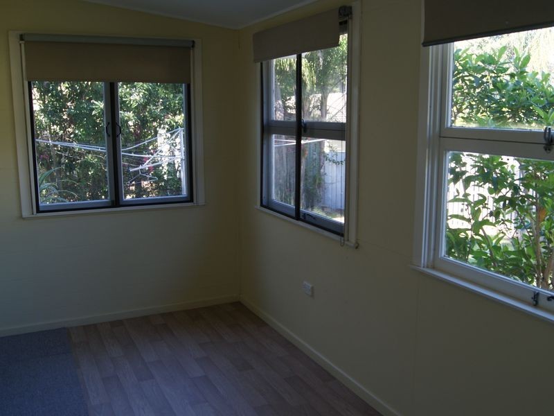 5 Orange Grove, Coochiemudlo Island QLD 4184