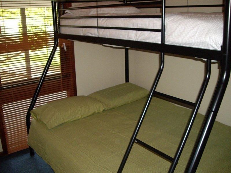 15 Merindah, Coochiemudlo Island QLD 4184