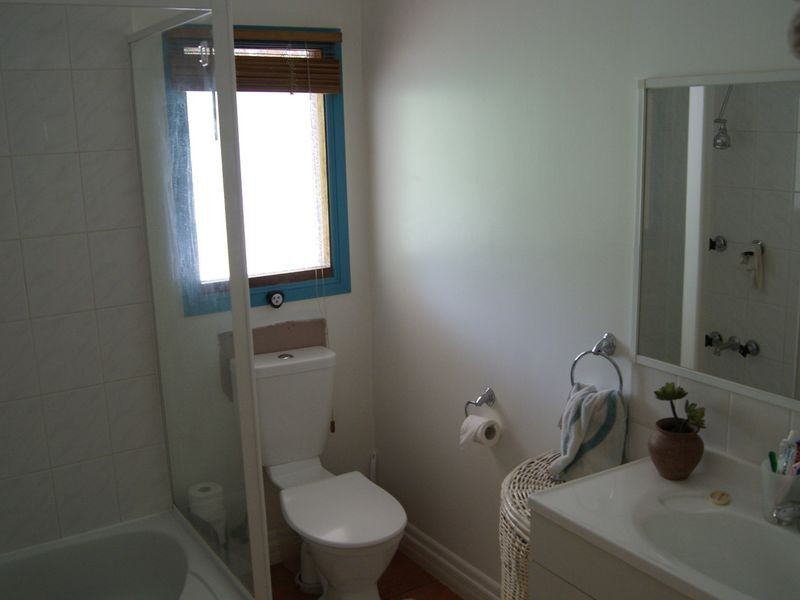 7 Ross, Coochiemudlo Island QLD 4184