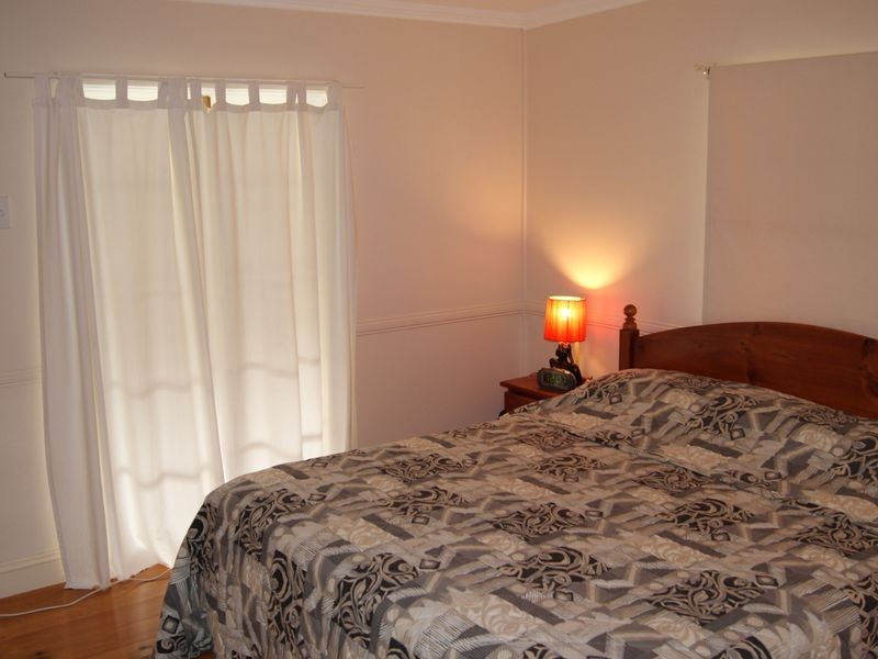 7 Ross, Coochiemudlo Island QLD 4184