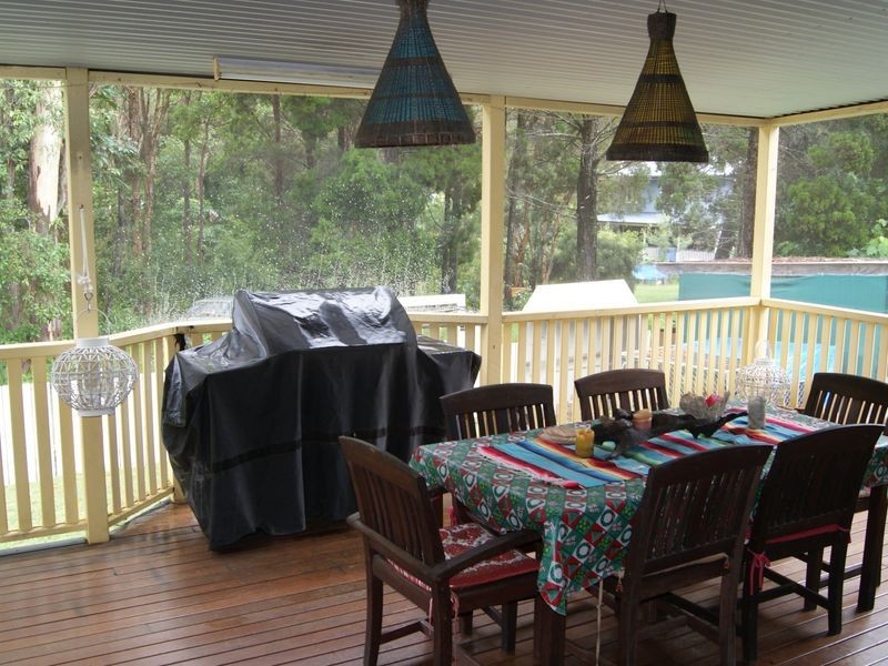 7 Ross, Coochiemudlo Island QLD 4184