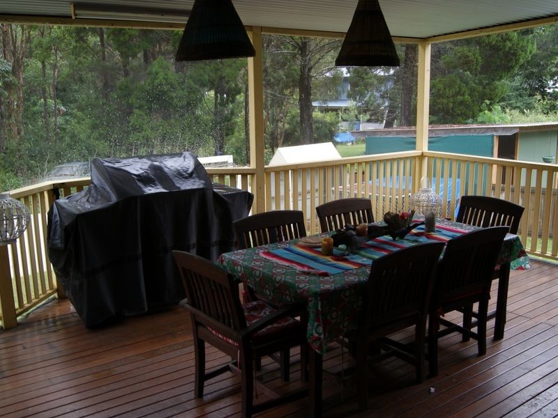 7 Ross, Coochiemudlo Island QLD 4184