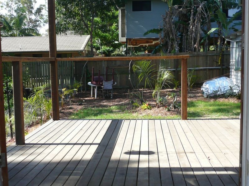 18 MERINDAH STREET, Coochiemudlo Island QLD 4184