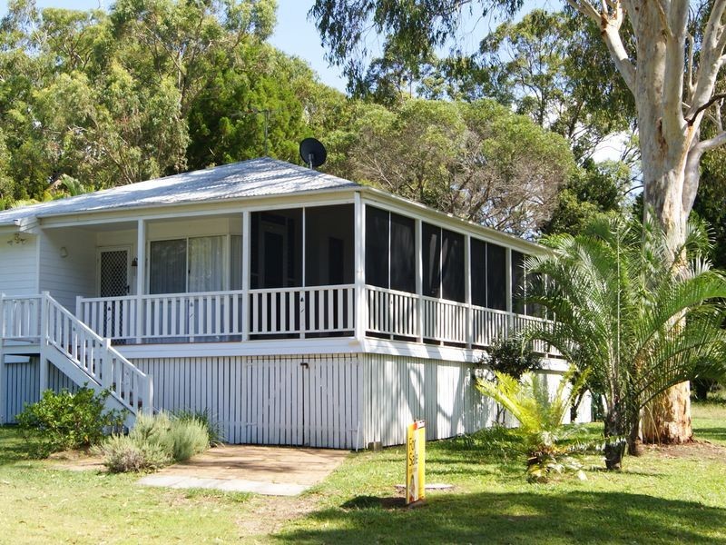 21 Pullen, Coochiemudlo Island QLD 4184