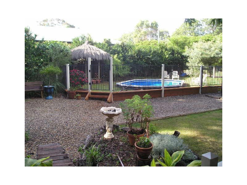 21 Aminya Street, Coochiemudlo Island QLD 4184