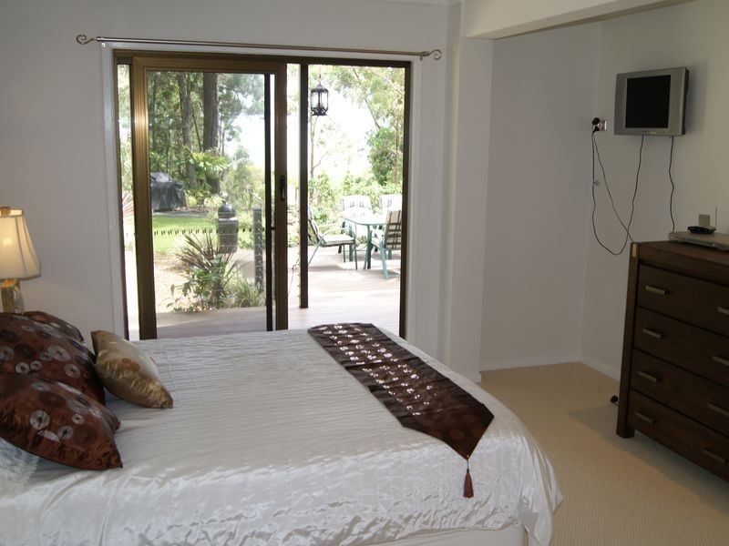 1 Flinders Street, Coochiemudlo Island QLD 4184