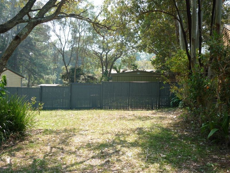 8 Merindah Street, Coochiemudlo Island QLD 4184