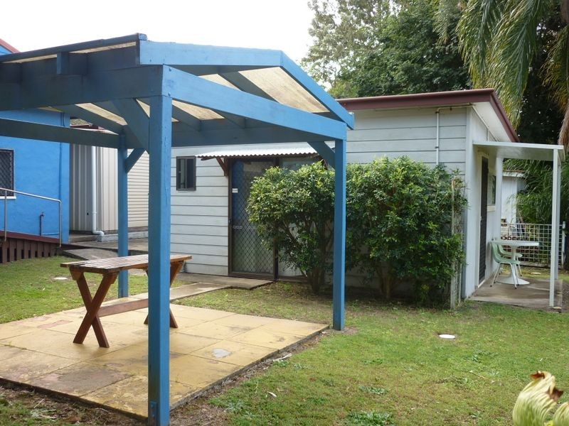 17 Orange Grove Street, Coochiemudlo Island QLD 4184