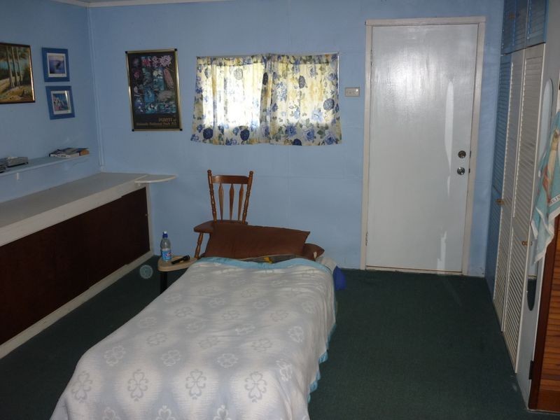 17 Orange Grove Street, Coochiemudlo Island QLD 4184