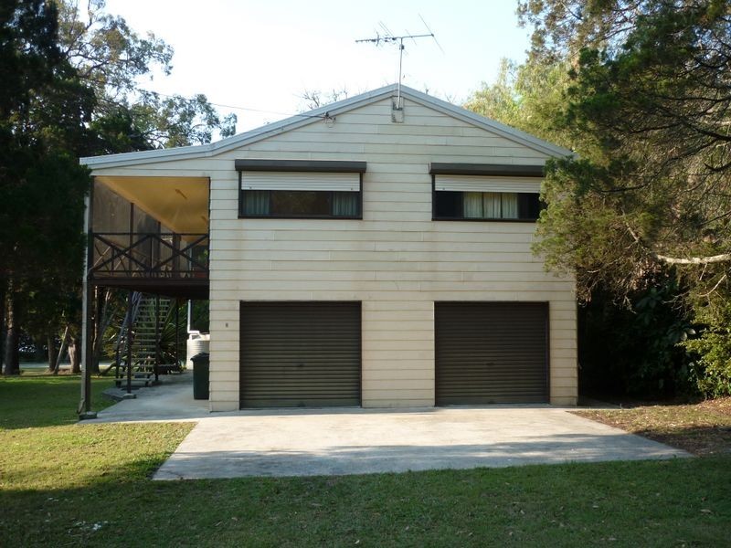 8 Ooyan Street, Coochiemudlo Island QLD 4184