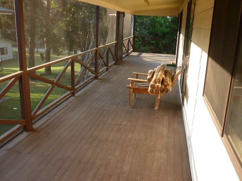 8 Ooyan Street, Coochiemudlo Island QLD 4184