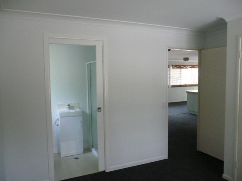2 Moonah Street, Coochiemudlo Island QLD 4184