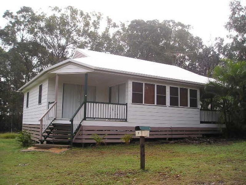 2 Moonah Street, Coochiemudlo Island QLD 4184