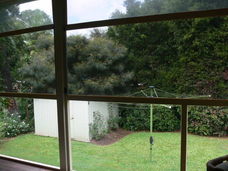 11 Carefree Street, Coochiemudlo Island QLD 4184