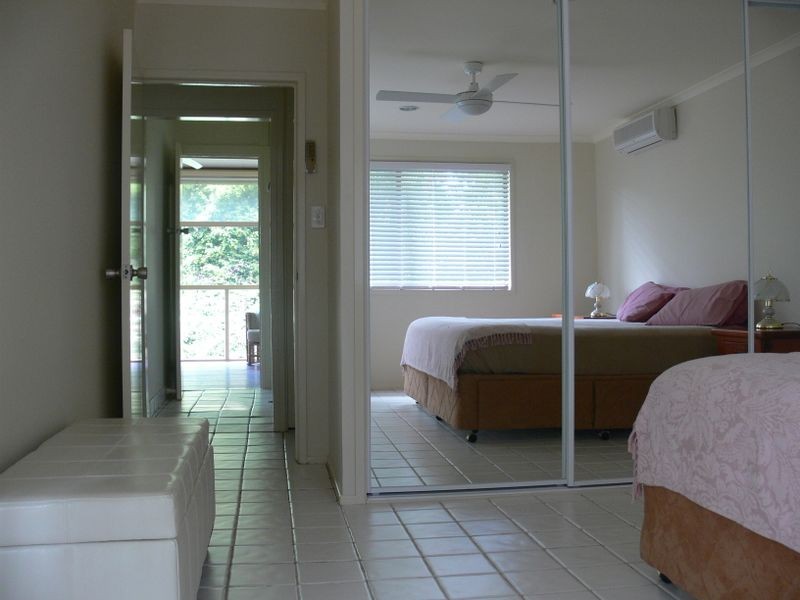 11 Carefree Street, Coochiemudlo Island QLD 4184