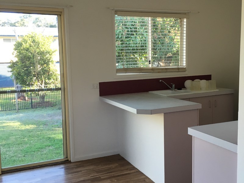 10 Marroo Street, Coochiemudlo Island QLD 4184