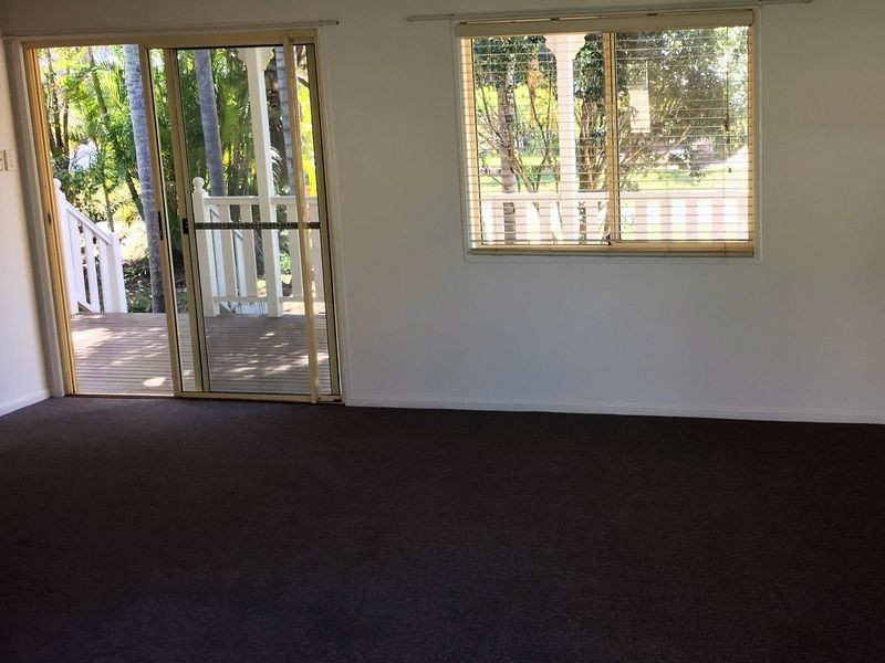 10 Marroo Street, Coochiemudlo Island QLD 4184