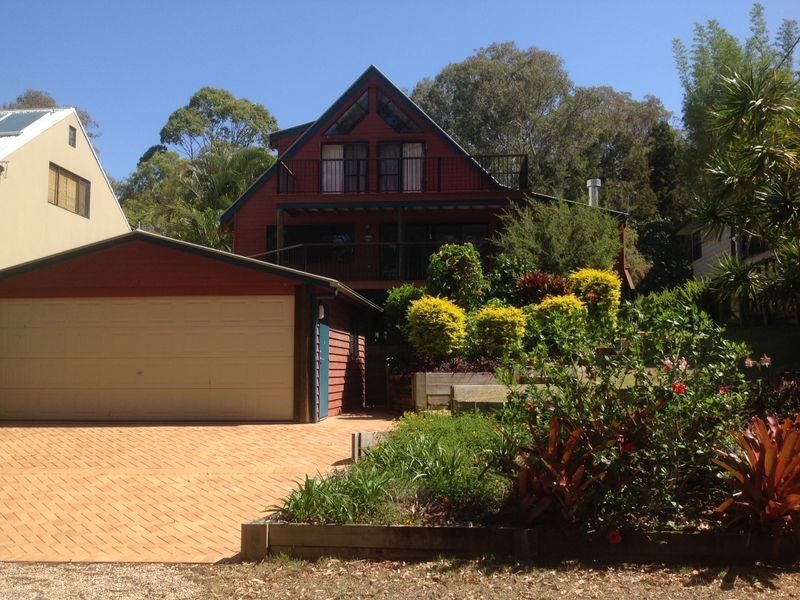 206 Victoria Parade, Coochiemudlo Island QLD 4184