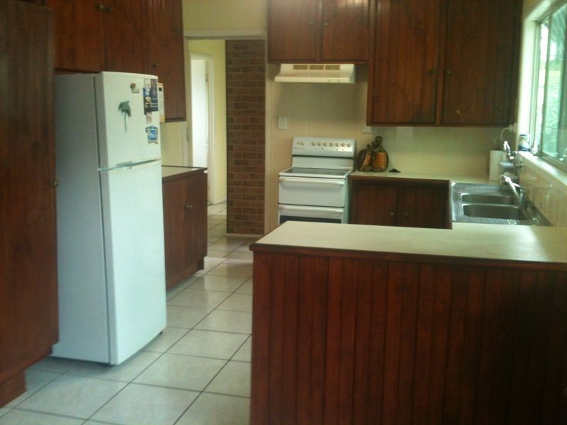 37 Shanahan Street, Redland Bay QLD 4165