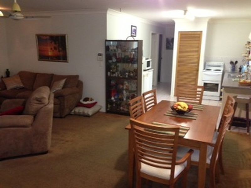 33 Capembah Street, Coochiemudlo Island QLD 4184