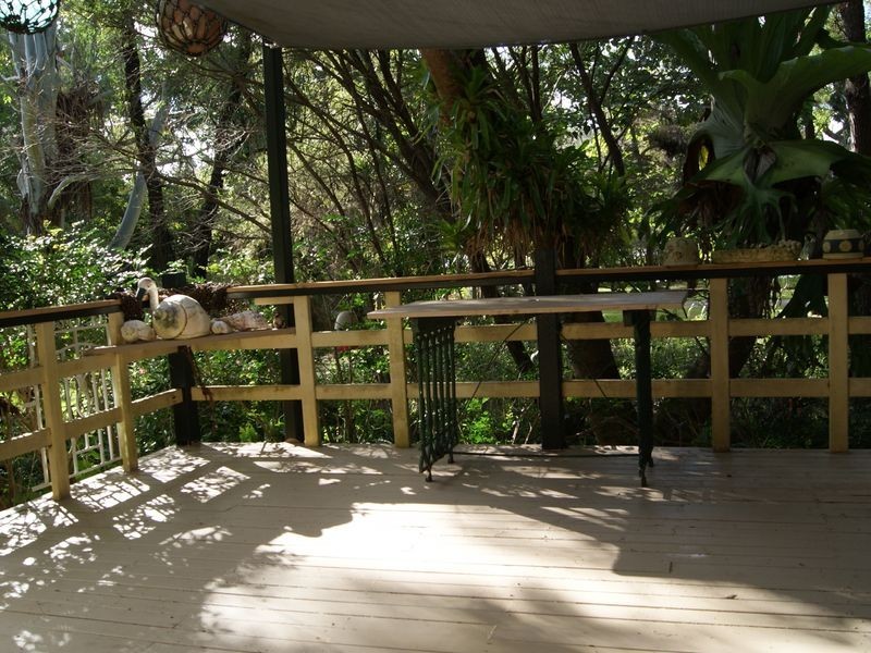 92 Elizabeth Street, Coochiemudlo Island QLD 4184