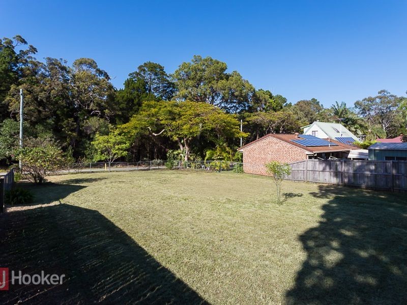 9 Perulpa, Coochiemudlo Island QLD 4184